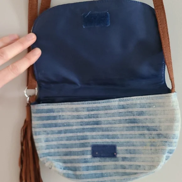 Justice Purse - Picture 2 of 7